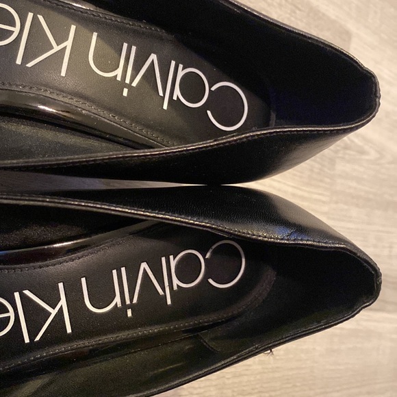 Womens Calvin Klein almond toe pump - Picture 6 of 7